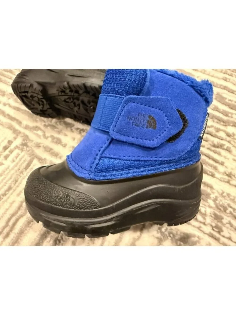 NEW The North Face kid Infant size 6 blue/blk Heatseeker Waterproof boots UNISEX